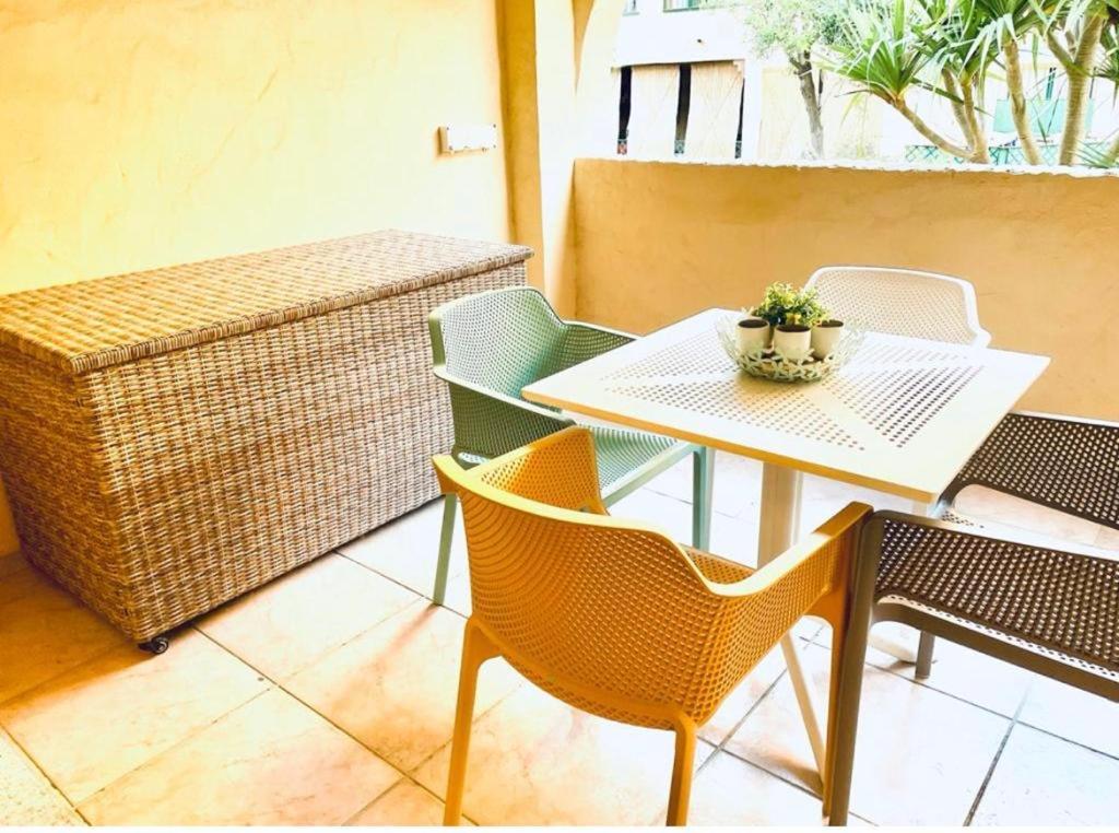 Estupendo Apartamento Urbanizacion Jardines De Zahara. Zahara De Los Atunes Extérieur photo